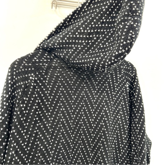 A NEW DAY Woman's Black & White Heart Knit Casual Long Line Cardigan Size L - Picture 10 of 15